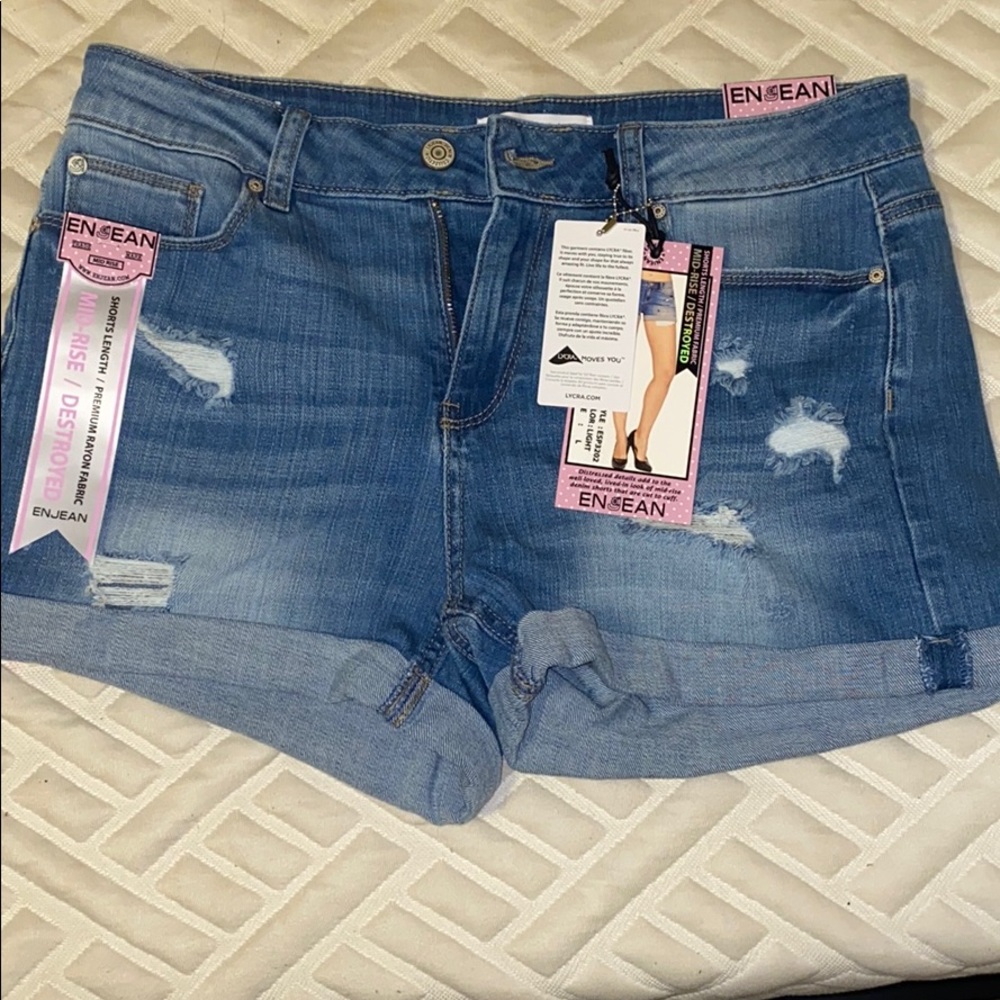 Women’s Distressed Jean Shorts